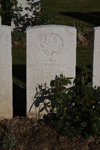 Terlincthun British Cemetery Wimille - Robertson, David
