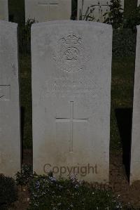 Terlincthun British Cemetery Wimille - Robinson, F A