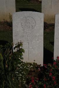 Terlincthun British Cemetery Wimille - Rollo, Thomas William