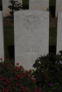 Terlincthun British Cemetery Wimille - Ross, J F