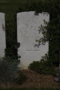 Terlincthun British Cemetery Wimille - Sanderson, James