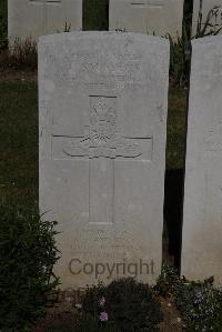 Terlincthun British Cemetery Wimille - Saunders, Thomas