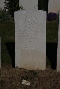 Terlincthun British Cemetery Wimille - Scoble, Henry