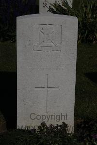 Terlincthun British Cemetery Wimille - Scott, H J