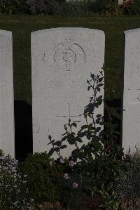 Terlincthun British Cemetery Wimille - Sneddon, James Hutchieson