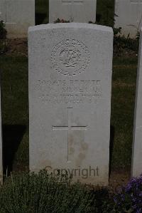 Terlincthun British Cemetery Wimille - Somerton, W W