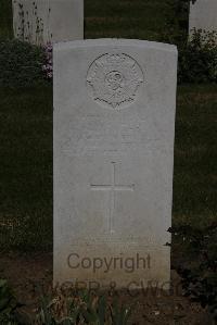 Terlincthun British Cemetery Wimille - Soutar, C
