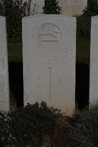 Terlincthun British Cemetery Wimille - Staples, Edward