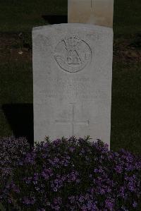 Terlincthun British Cemetery Wimille - Stevens, G