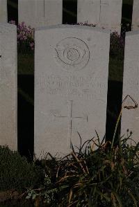 Terlincthun British Cemetery Wimille - Storey, L
