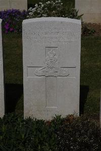Terlincthun British Cemetery Wimille - Street, Harry George