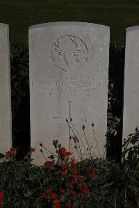 Terlincthun British Cemetery Wimille - Sutherland, David