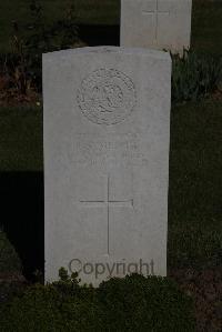 Terlincthun British Cemetery Wimille - Syme, Robert