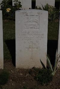 Terlincthun British Cemetery Wimille - Taylor, Lawrence