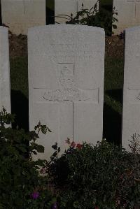 Terlincthun British Cemetery Wimille - Taylor, S W