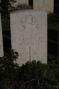 Terlincthun British Cemetery Wimille - Thomas, Gordon