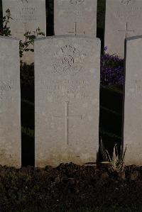 Terlincthun British Cemetery Wimille - Thornton, G
