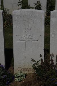 Terlincthun British Cemetery Wimille - Titherington, J