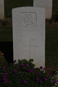 Terlincthun British Cemetery Wimille - Topping, Ernest Edward