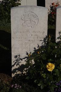 Terlincthun British Cemetery Wimille - Trim, S J