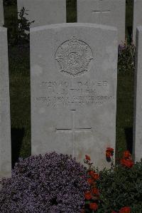 Terlincthun British Cemetery Wimille - Tyler, A J