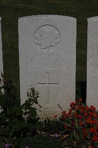 Terlincthun British Cemetery Wimille - Umbach, Roy Clayton