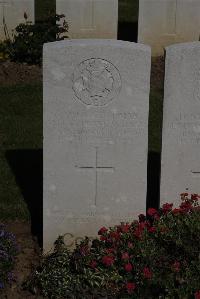 Terlincthun British Cemetery Wimille - Walker, Albert Frank