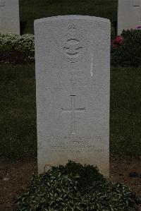 Terlincthun British Cemetery Wimille - Wall, Clifford