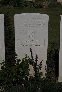 Terlincthun British Cemetery Wimille - Wallace, Joseph
