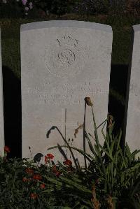 Terlincthun British Cemetery Wimille - Warner, George Ernest