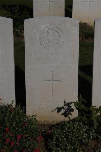 Terlincthun British Cemetery Wimille - Washbrook, Mark T.