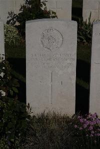 Terlincthun British Cemetery Wimille - Watson, Lawrence Victor