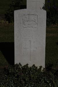 Terlincthun British Cemetery Wimille - Welburn, James