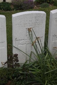 Terlincthun British Cemetery Wimille - Whittie, J T