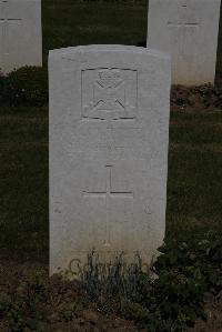 Terlincthun British Cemetery Wimille - Whitton, Thomas Edward Lovell