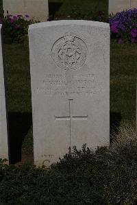 Terlincthun British Cemetery Wimille - Widdowson, J