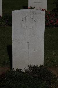 Terlincthun British Cemetery Wimille - Wilkie, A A
