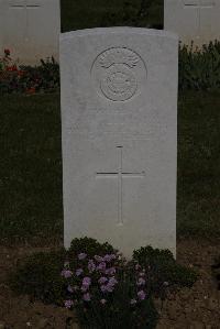 Terlincthun British Cemetery Wimille - Williams, B