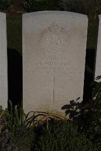 Terlincthun British Cemetery Wimille - Williams, H