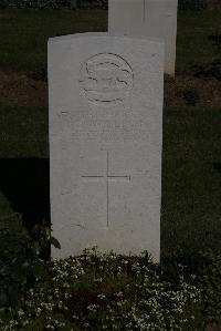 Terlincthun British Cemetery Wimille - Williams, J E