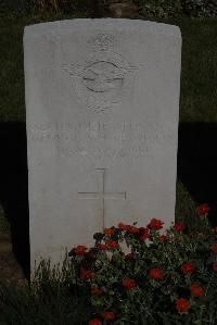 Terlincthun British Cemetery Wimille - Willis, George White