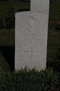 Terlincthun British Cemetery Wimille - Willox, G Z