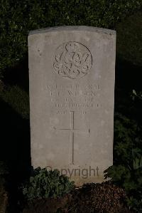 Terlincthun British Cemetery Wimille - Wilson, Frank Holland
