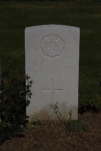 Terlincthun British Cemetery Wimille - Winchester, George Henry