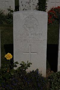 Terlincthun British Cemetery Wimille - Winter, H H