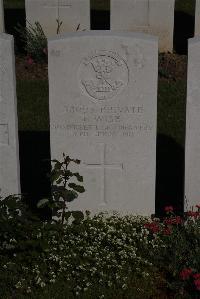 Terlincthun British Cemetery Wimille - Wise, E