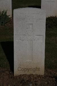 Terlincthun British Cemetery Wimille - Wise, J