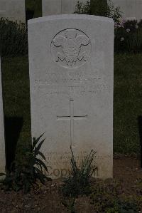 Terlincthun British Cemetery Wimille - Wolfenden, Frank