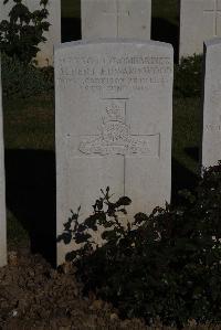 Terlincthun British Cemetery Wimille - Wood, Albert Edward