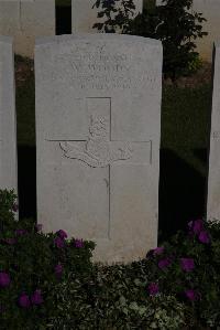 Terlincthun British Cemetery Wimille - Woods, William